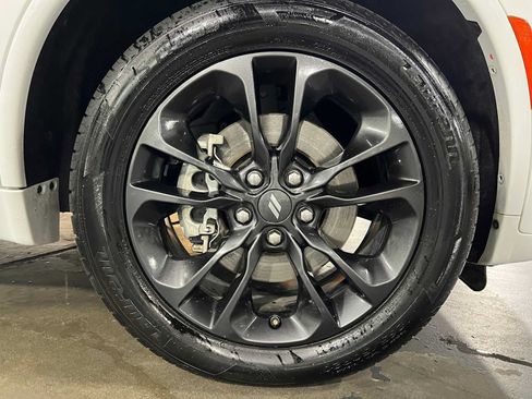 Used 2022 Dodge Durango GT AWD/4WD image 9