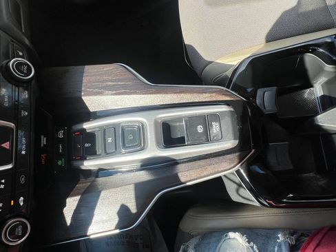Used 2018 Honda Clarity Plug-In Hybrid image 24
