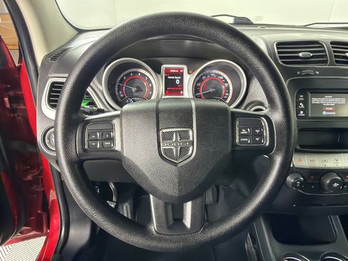 Used 2016 Dodge Journey SXT w/ Comfort/Convenience Group image 13