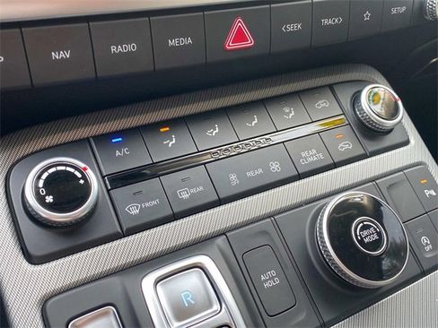 Used 2023 Hyundai Palisade SE image 27