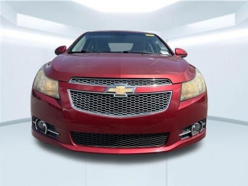 Used 2011 Chevrolet Cruze LT w/ RS Package FWD image 2