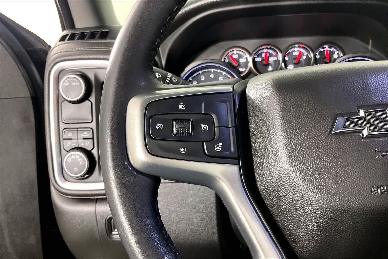 Used 2022 Chevrolet Silverado 1500 RST w/ Bed Protection Package RWD image 22