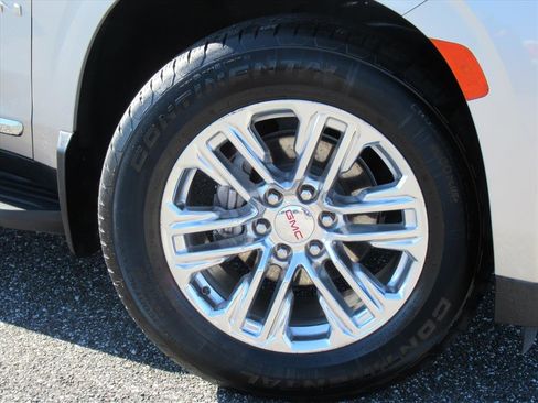 Used 2021 GMC Yukon SLT w/ SLT Luxury Package image 7