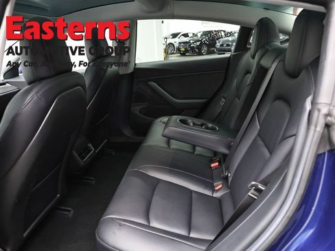 Used 2018 Tesla Model 3 Long Range RWD image 16