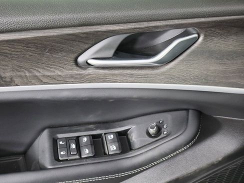 New 2026 Jeep Grand Cherokee Altitude image 23