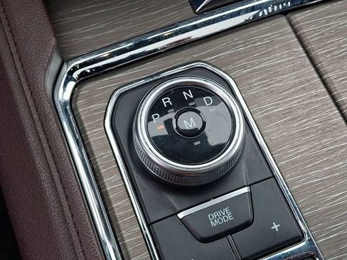 Used 2023 Ford Expedition Max Limited image 19