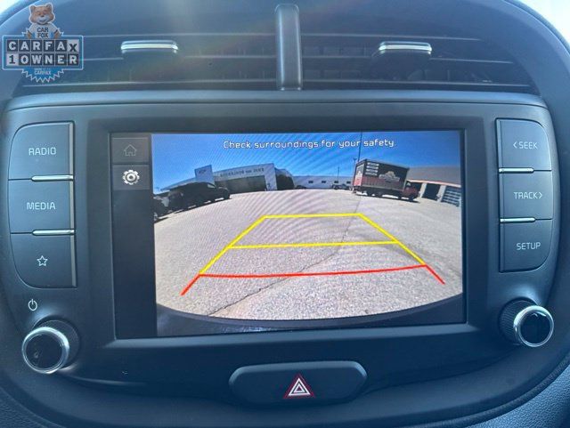 Used 2025 Kia Soul LX w/ LX Technology Package FWD image 35