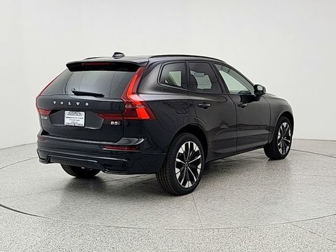 New 2026 Volvo XC60 B5 Plus w/ Protection Package Premier AWD/4WD image 5