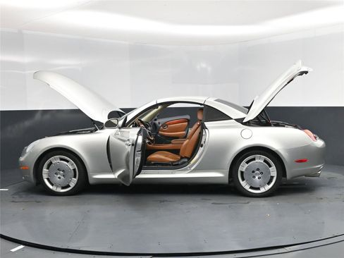 Used 2003 Lexus SC 430 Convertible image 20