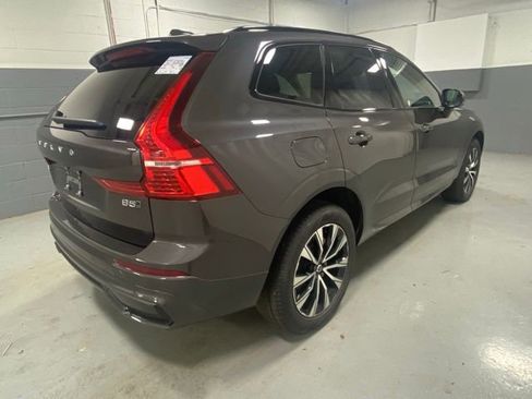Used 2025 Volvo XC60 B5 Plus AWD/4WD image 3