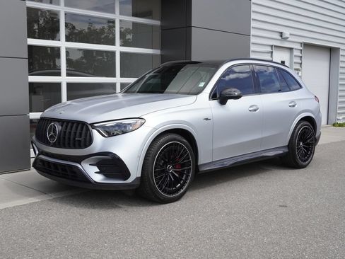 Used 2024 Mercedes-Benz GLC 43 AMG 4MATIC image 3