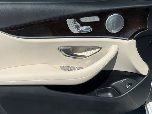 Used 2020 Mercedes-Benz E 350 Sedan image 10