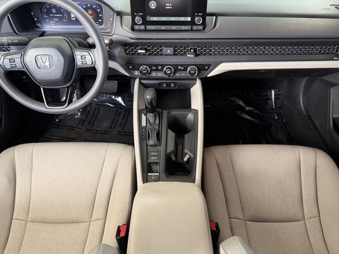 Used 2025 Honda Accord SE image 14