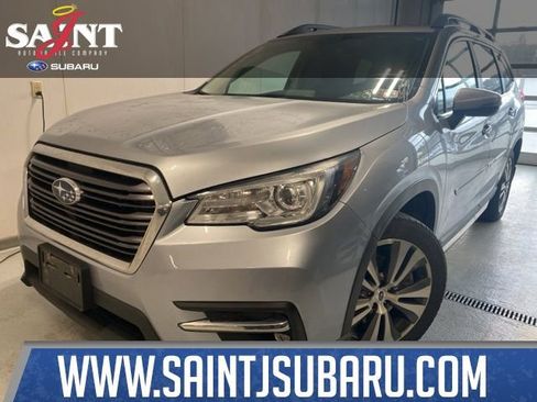 Used 2022 Subaru Ascent Limited w/ Technology Package image 1