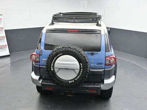 Used 2013 Toyota FJ Cruiser 4WD image 31