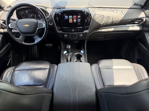 Used 2018 Chevrolet Traverse LT FWD image 18