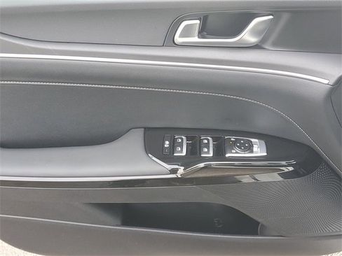 Certified 2025 Kia K5 GT-Line image 14