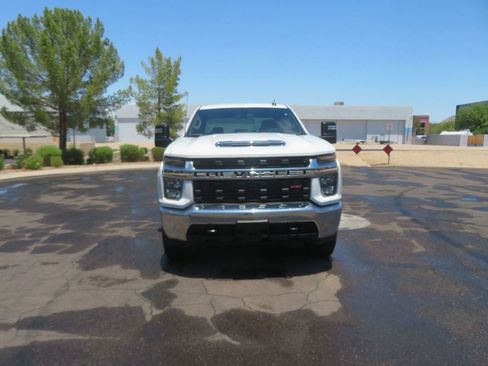 Used 2020 Chevrolet Silverado 2500 LT w/ Z71 Off-Road Package AWD/4WD image 11
