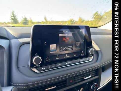 New 2026 Nissan Rogue SV image 7