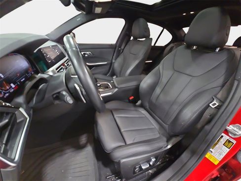 Used 2021 BMW 330i Sedan w/ Convenience Package image 14