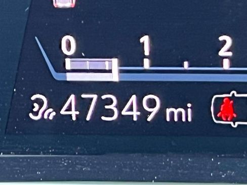 Used 2023 Cadillac Escalade ESV Sport w/ Touring Package image 28