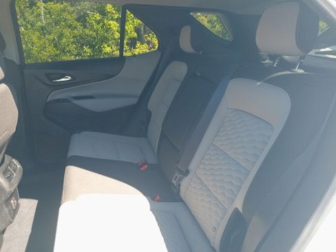 Used 2020 Chevrolet Equinox LT image 12