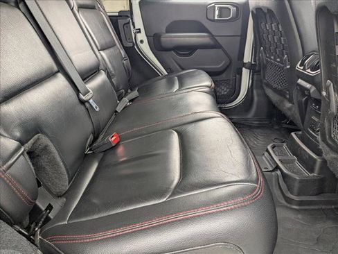 Used 2019 Jeep Wrangler Unlimited Rubicon image 18