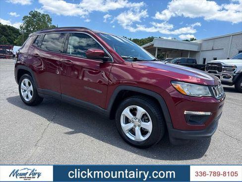 Certified 2021 Jeep Compass Latitude FWD image 1