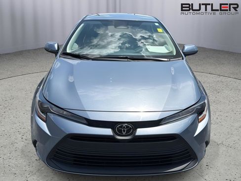 Used 2024 Toyota Corolla LE FWD image 9