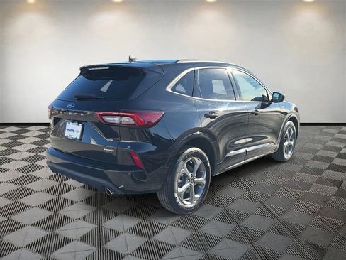 Used 2023 Ford Escape ST-Line image 5