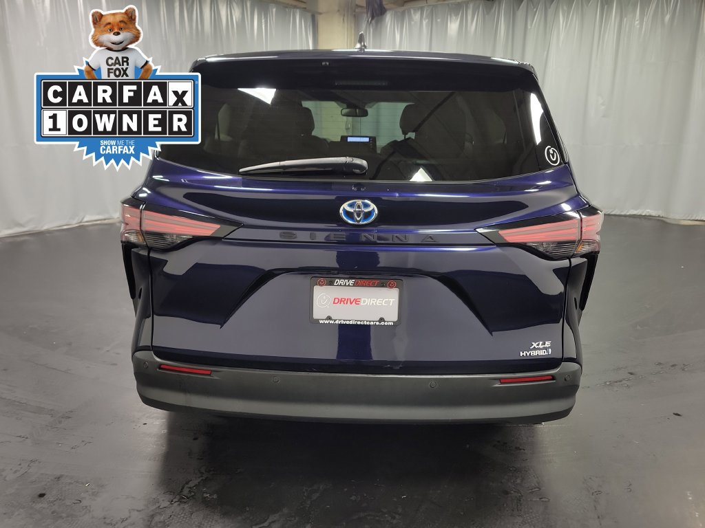 Used 2022 Toyota Sienna XLE FWD image 7