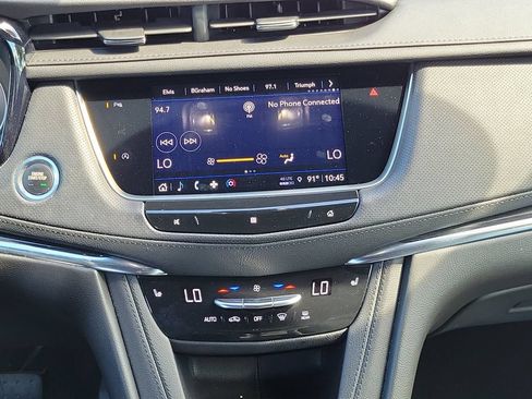 Used 2021 Cadillac XT5 Premium Luxury w/ LPO, Floor Liner Package AWD/4WD image 24