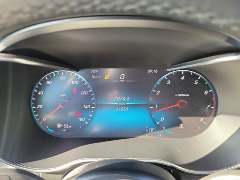 Used 2022 Mercedes-Benz GLC 300 4MATIC Coupe image 31