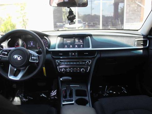 Used 2020 Kia Optima LX FWD image 27