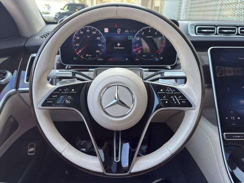 Used 2022 Mercedes-Benz S 500 4MATIC image 16