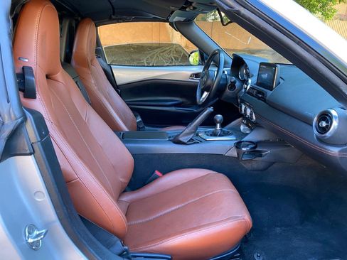 Used 2023 MAZDA MX-5 Miata Grand Touring RWD image 42