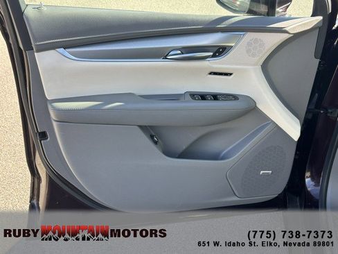 Used 2018 Cadillac XT5 Luxury image 9