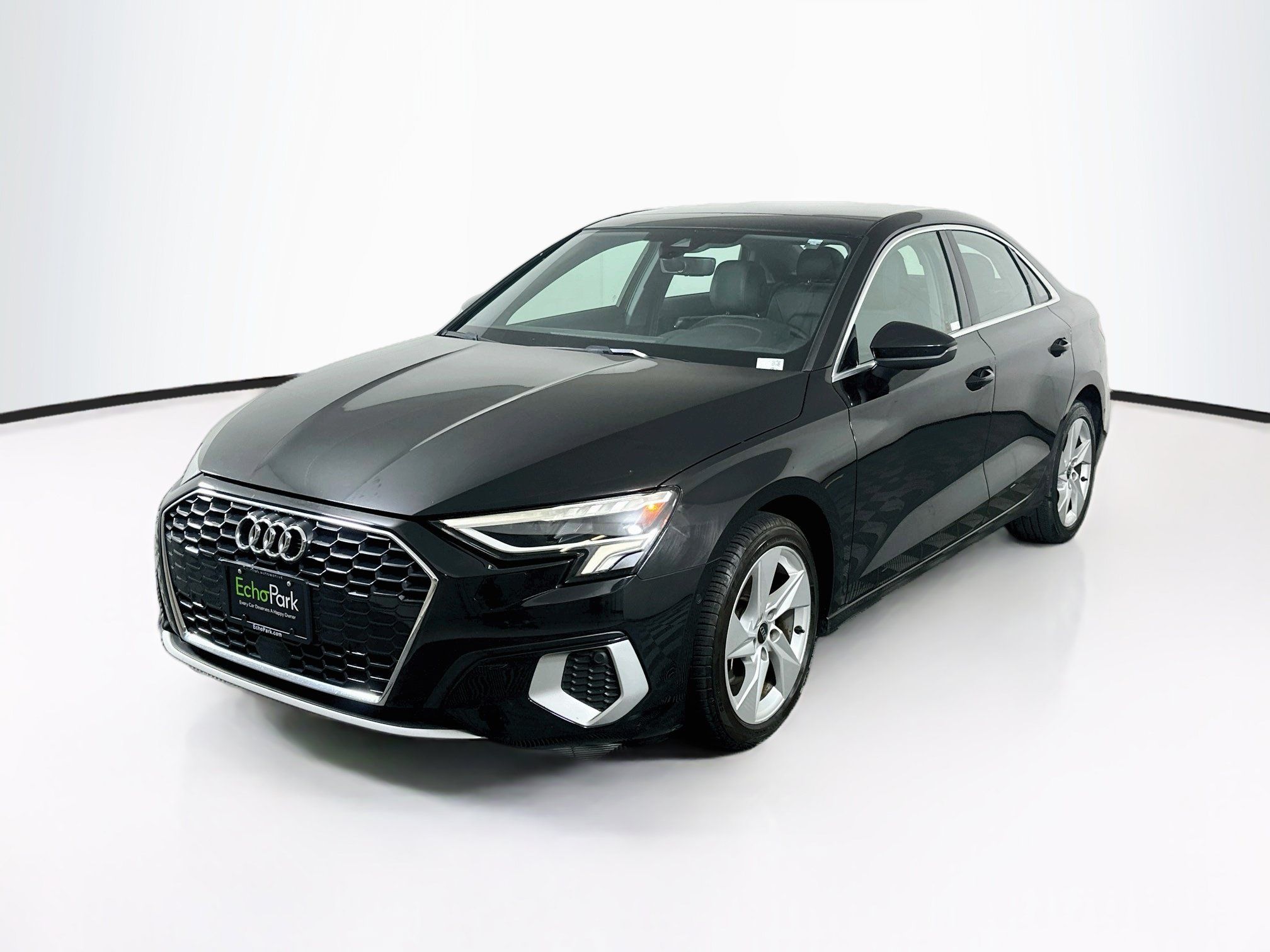 Used 2024 Audi A3 2.0T Premium FWD image 3