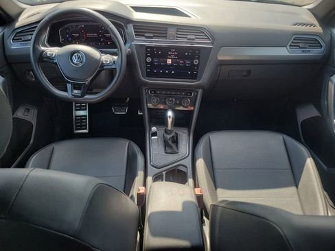 Used 2019 Volkswagen Tiguan SEL Premium R-Line FWD image 9