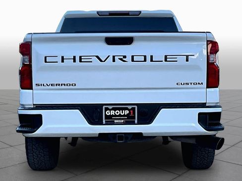 Used 2024 Chevrolet Silverado 1500 Custom w/ LPO, Dark Essentials Package AWD/4WD image 5