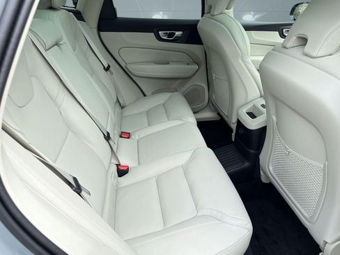 New 2026 Volvo XC60 T8 Ultra w/ Protection Package Premier AWD/4WD image 29