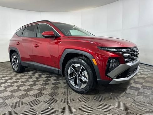 Certified 2025 Hyundai Tucson SEL image 21