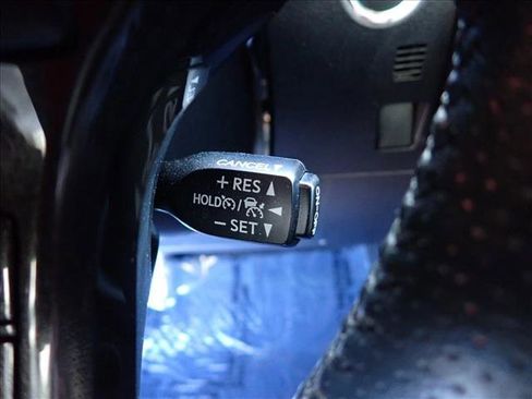 Used 2023 Toyota 4Runner TRD Off-Road image 18