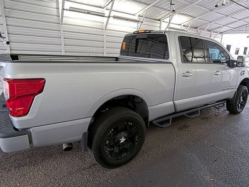 Used 2016 Nissan Titan SL AWD/4WD image 2