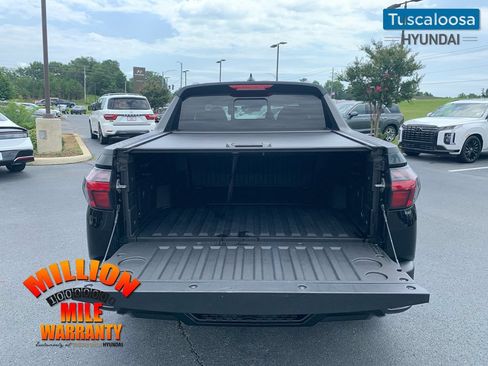 Used 2023 Hyundai Santa Cruz Night AWD/4WD image 10
