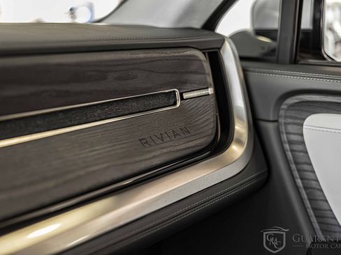 Used 2024 Rivian R1S Adventure image 30