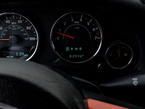 Used 2015 Jeep Wrangler Sahara AWD/4WD image 23