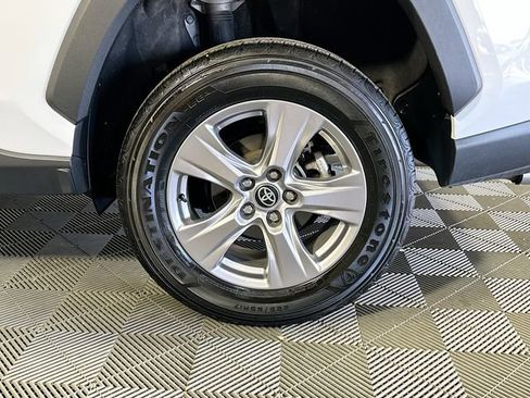 Certified 2024 Toyota RAV4 XLE image 28