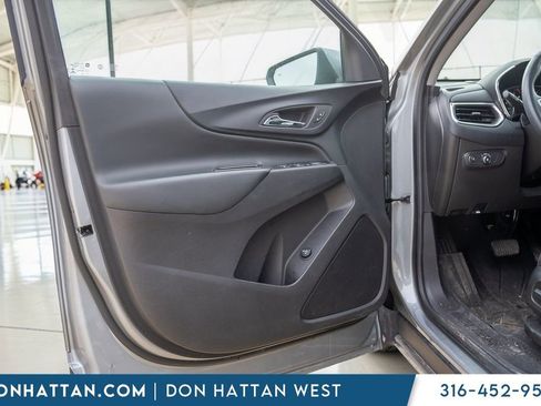 Used 2023 Chevrolet Equinox LT image 15