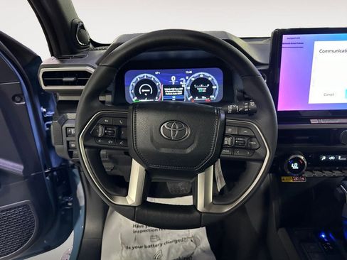 New 2025 Toyota 4Runner Limited image 12